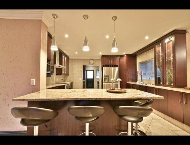 4 BEDROOM HOUSE FOR SALE IN MEYERSDAL